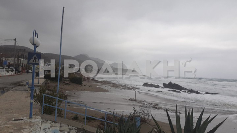 Στο έλεος της κακοκαιρίας η Ρόδος – Ισχυροί άνεμοι μέχρι και 10 μποφόρ «χτυπούν» το νησί